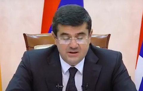 Եթե չխստացնենք, ունենալու ենք թաղումներ. ՀՀ-ից Արցախ մտնելիս պետք է ունենալ թեստի բացասական արդյունք
