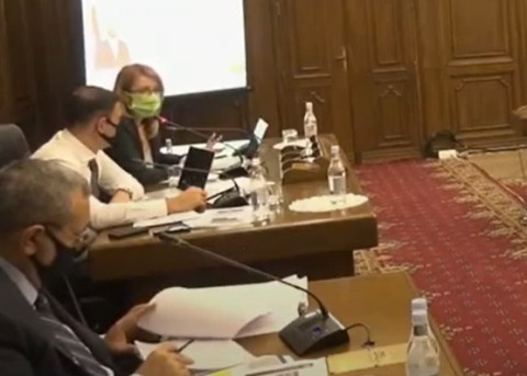 Ժամանակն է՝ ՊԵԿ-ի ավտոբուսները նվիրաբերեք Երեւան համայնքին. Թանդիլյանը՝ ՊԵԿ փոխնախագահին