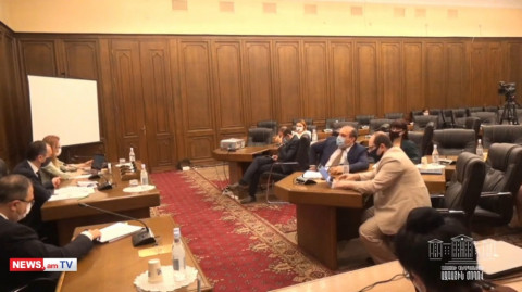 Այդ գումարն ինչի՞ վրա եք ծախսել, եթե մրցույթ էլ չեք հայտարարել. Թանդիլյանը՝ Էդուարդ Աղաջանյանին