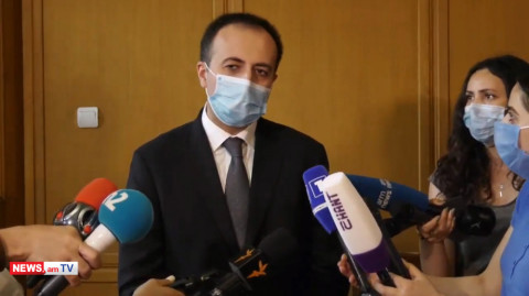 Ֆրանսիայից վաղը հատուկ չվերթով 10 բժիշկ է գալու. Արսեն Թորոսյան