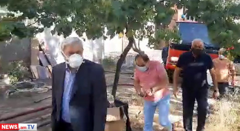 ԱԻ նախարար Ֆելիքս Ցոլակյանը «Պրագա» հյուրանոցում բռնկված հրդեհի վայրում է