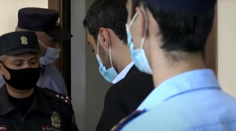 Ինչ հարաբերություններ ունի Քոչարյանը անձնական երաշխավորություն ներկայացրած նախկին վարչապետների հետ