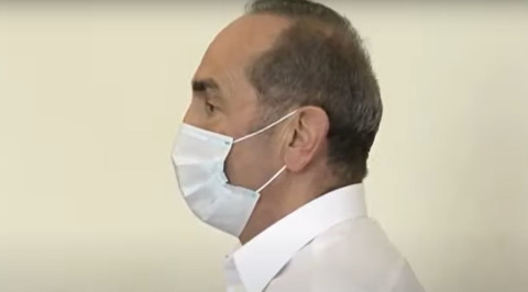 Եթե գրավ կիրառվի, ով եւ ինչպես է այն վճարելու. դատավորի հարցադրումը՝ Քոչարյանին