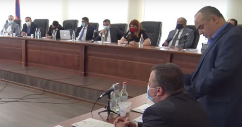 Սասուն Խաչատրյանից ինչո՞ւ չեք փորձել բացատրություն վերցնել. Աթանեսյանը՝ Բադասյանին