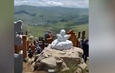 Առանց դիմակի այցելուներ՝ Ղալթաղչիի Սուրբ Հովհաննես մատուռում. նշանակվել է ծառայողական քննություն