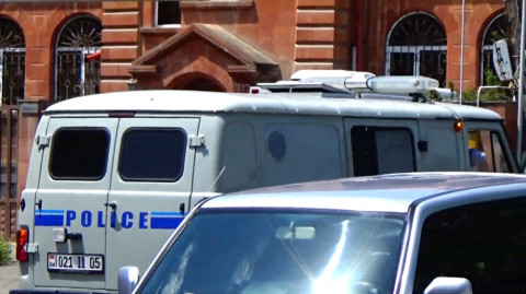 Ընկերոջ տատի տնից մոտ 1 միլիոն դրամ էր գողացել ու բռնվել․ ոստիկանների բացահայտումը