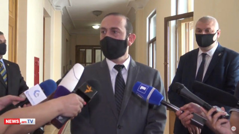 Մեծ հաճույքով կստորագրեմ. Արարատ Միրզոյան