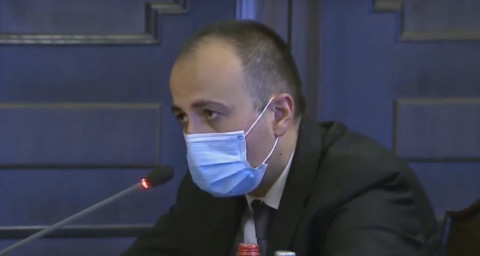 Չստացված եկամուտը պետք է փոխհատուցե՞լ. բանավեճ Մհեր Գրիգորյանի եւ Արսեն Թորոսյանի միջեւ