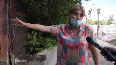 Հարսս և թոռներս մնացել էին ջրի մեջ, տղաներս են դոմիկի տանիքից թռել և հանել. պատմում է գյումրեցի կինը