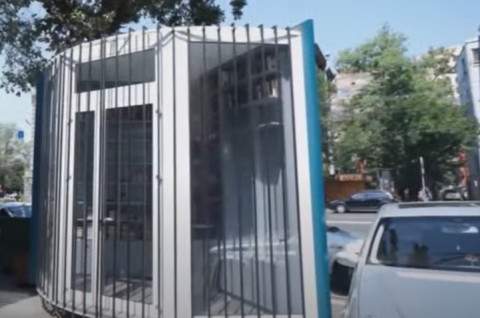 Երեւանում ապամոնտաժվել են օրենքի խախտմամբ տեղադրված կրպակները