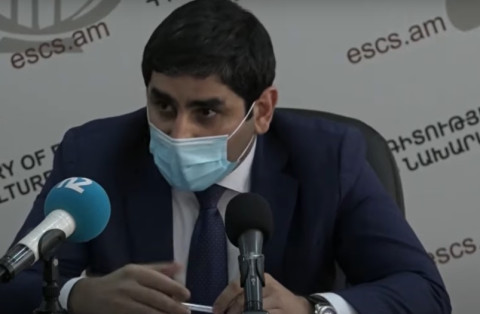 15 հազար դիմորդին չէինք կարող ծանուցել, որ կարգը փոխվել է. փոխնախարարը՝ բողոքող ծնողին