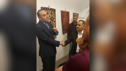 Ռուսաստանը քայլելու տեղ չի. Վարդան Տողանյանը՝ ռուսաստանաբնակ հայերի հետ հանդիպմանը