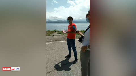 Վահագն Վարագյանը բողոքի ակցիա արեց Սևանում կառավարական ամառանոցի դիմաց