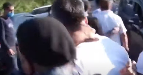 Քաղաքացիական հագուստով անձը բերման ենթարկեց Վահագն Վարագյանին