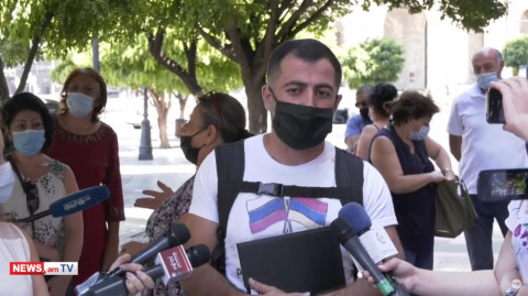 Փաշինյանը պետք է միջամտի, որ մենք կարողանանք մեքենաներով գնալ Ռուսաստան. իրավապաշտպան