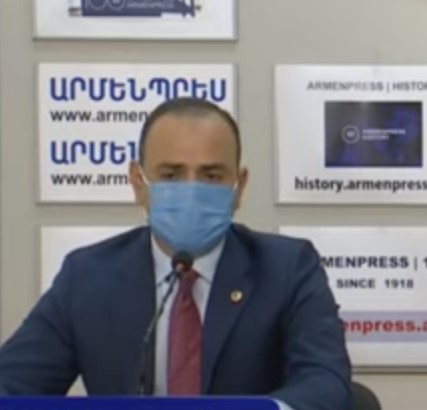 Լիբանանահայերը չեն կարողանում բանկերից հանել գումարները, վաճառել տները. Զարեհ Սինանյան