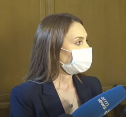Վահրամ Ավետիսյանի հետ հանդիպմանը հնչել էին նաև սուր հարցեր. Լիլիթ Մակունց