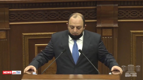 «Լուսավոր Հայաստանի» նորընտիր պատգամավորը երդվեց