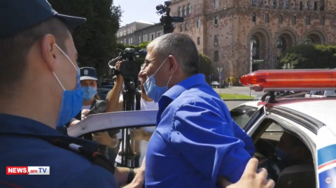 Միայնակ ակցիա իրականացնող քաղաքացուն բերման ենթարկեցին