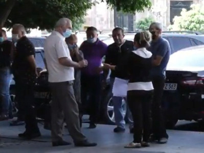 Բողոքի ակցիաներ Կառավարության դիմաց