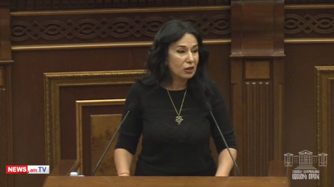 Առաջին անգամ է, որ «իգնոր» են արվում մյուս խմբակցությունները. Նաիրա Զոհրաբյան