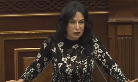 Կքննարկենք հիմա լեռներում մագլցող մեր «սկալալազ» նախարարի բազմաթիվ հայտարարությունները. Զոհրաբյան