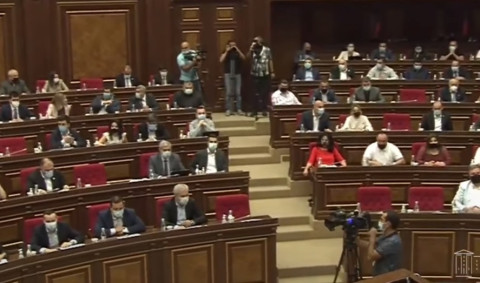 ԱԺ–ում կորոնավիրուսի քննիչ հանձնաժողով կստեղծվի. «Իմ քայլը» կողմ քվեարկեց