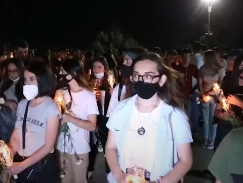 Մոմավառություն դեպի Եռաբլուր և հարգանքի տուրք անկախությունը կերտողների հիշատակին