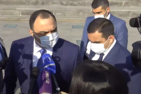 Էսօր էդ օրը չի. ոստիկանապետը հրաժարվեց պատասխանել լրագրողների հարցերին