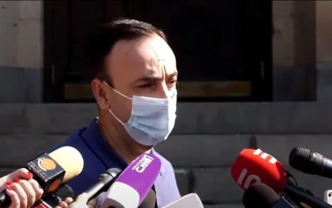 Ինչ որ ասել եմ, էդ ամբողջի տերն եմ ես. Հրայր Թովմասյան