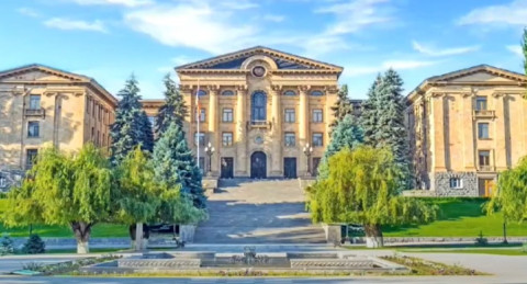 Հայաստանում ռազմական դրություն է հայտարարվում. ԱԺ հատուկ նիստը
