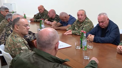 Վիտալի Բալասանյանը, Սեյրան Օհանյանը, Սամվել Կարապետյանը եւ մյուսները՝ նախագահի հետ խորհրդակցությանը