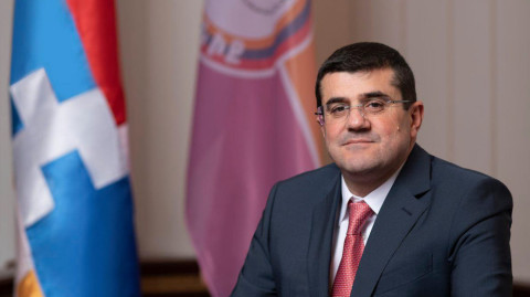 Հրատապ թողարկում. Արայիկ Հարությունյանը մեկնում է առաջնագիծ