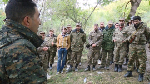 Թշնամուն ստիպելու ենք, որ իրենց մայրերի աչքերին արցունք լինի. կամավորականները՝ առաջնագծից