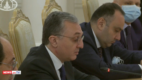 Ադրբեջանի նպատակն է ֆիզիկապես ոչնչացնել Արցախի ժողովրդին. Մնացականյանը՝ Լավրովին