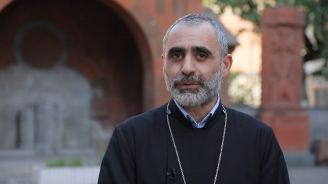 «Տղե՛րք, հայրենիքը ձեր կարիքն ունի». Տեր Եսայի քահանա Արթենյան