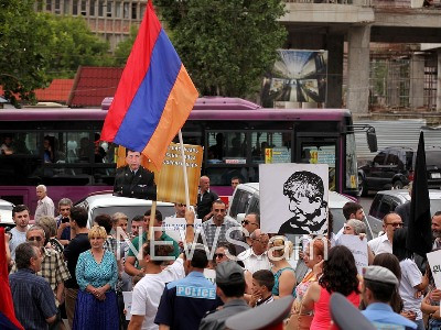 Բողոքի ակցիա՝ Շանթ Հարությունյանի գործով դատական նիստից առաջ