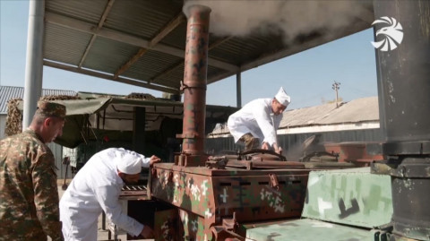 Զինվորի փորը պիտի կուշտ էղնի, որ մենակ մտածի առաջ գնալու մասին. խոհարարական դասընթաց՝ մարտից առաջ