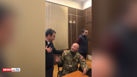 ԱԱԾ աշխատակիցները ՀՅԴ գրասենյակ են եկել Իշխան Սաղաթելյանի հետեւից