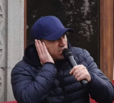 Փաշինյանը երևի զանգել, սեր է բացատրել Պուտինին. Ռուբեն Մխիթարյան