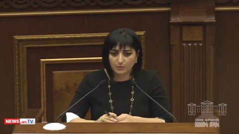 Քարվաճառում երեկ դրված դարպասներն այսօր կոտրվել են, եւ նրանք առաջ են գալիս. Թագուհի Թովմասյան