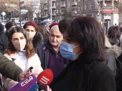 Բերձորի և Աղավնոյի բնակիչների բողոքի ակցիան Երեւանում