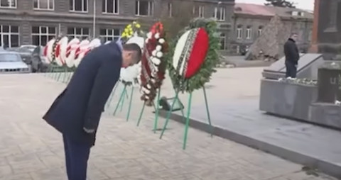Արթուր Վանեցյանն իր կուսակից ընկերների ուղեկցությամբ այցելել է Գյումրի