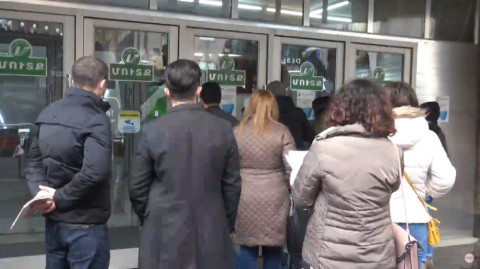 Փաշինյանի հրաժարականը պահանջողները փակել են Երիտասարդական մետրոն