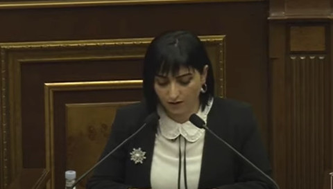 Արավուսցիները միայնակ են մնացել իրենց հոգսերի հետ. Թագուհի Թովմասյան