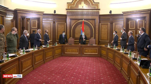 Անվտանգության խորհրդի նիստ Նիկոլ Փաշինյանի ու Արայիկ Հարությունյանի մասնակցությամբ