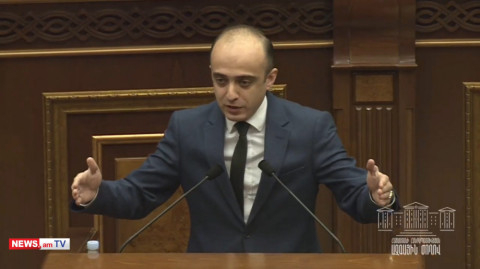 Խորհրդակցեք Կառավարության իրավաբանների հետ եւ հետո միայն նման բան ասեք. Տարոն Սիմոնյանը՝ «Իմ քայլին»