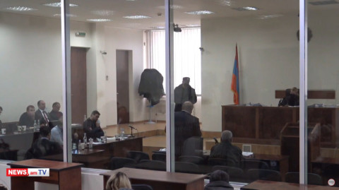 Արթուր Դավթյանը Փաշինյանի նկատմամբ դրսեւորում է ենթակային բնորոշ վարքագիծ. Քոչարյանի պաշտպան