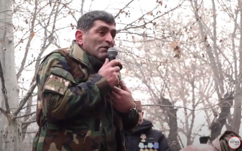 Օջախիս դիրքերը թողել եմ, եկել եմ ձեզ ասելու՝ օգնեք մեզ մինչեւ վերջ մնալու․ Չարեկտարցի Աշոտ
