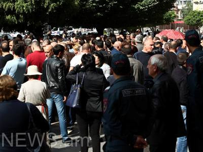 Վարչապետի խոստումից 3 օր անց առեւտրականները գնացել էին պատասխանի հետեւից